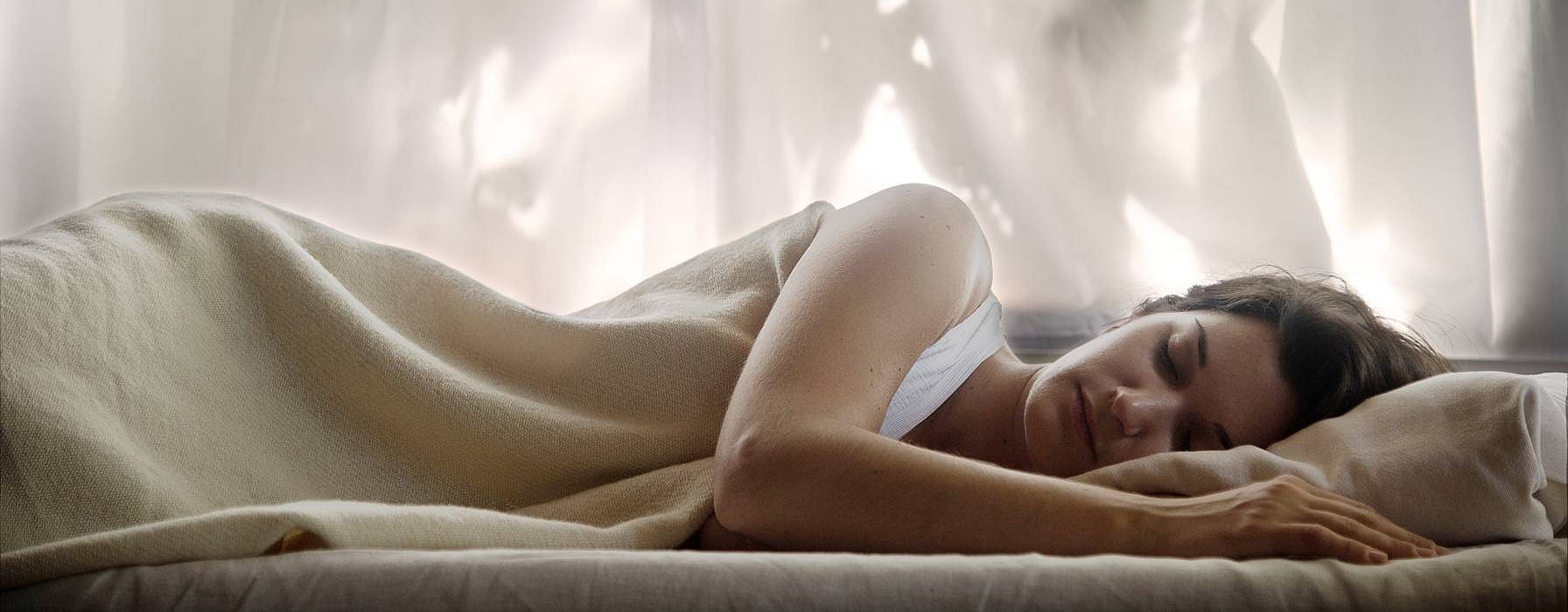 hd_woman_sleep.jpg