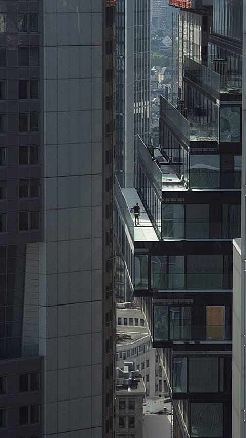 cities_skyscraper_glasfront