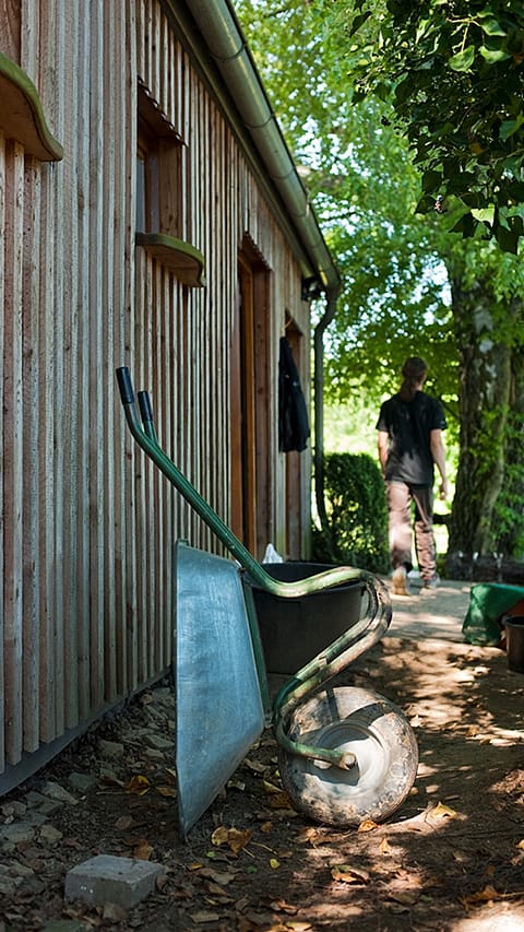 wheelbarrow_shed.jpg