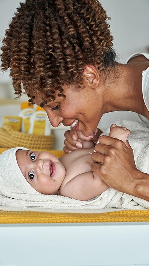 bathing_baby_cuddle