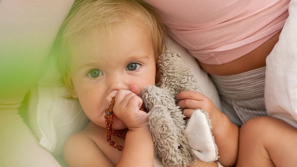 baby_and_teeth