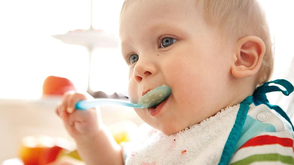 baby_eat_ll