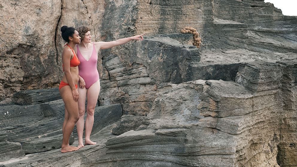 body_contrast_rock