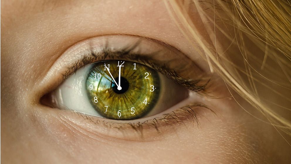 eye-clock.jpg